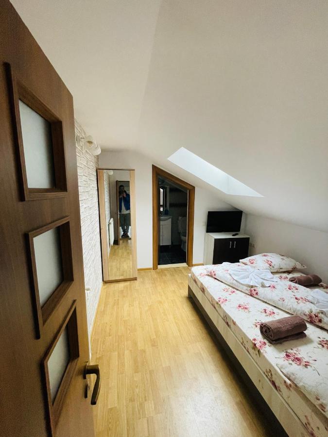Appartement Casa Cu Balcon à Braşov Extérieur photo
