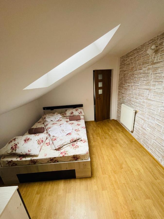Appartement Casa Cu Balcon à Braşov Extérieur photo