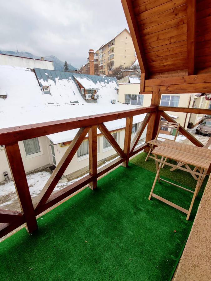 Appartement Casa Cu Balcon à Braşov Extérieur photo
