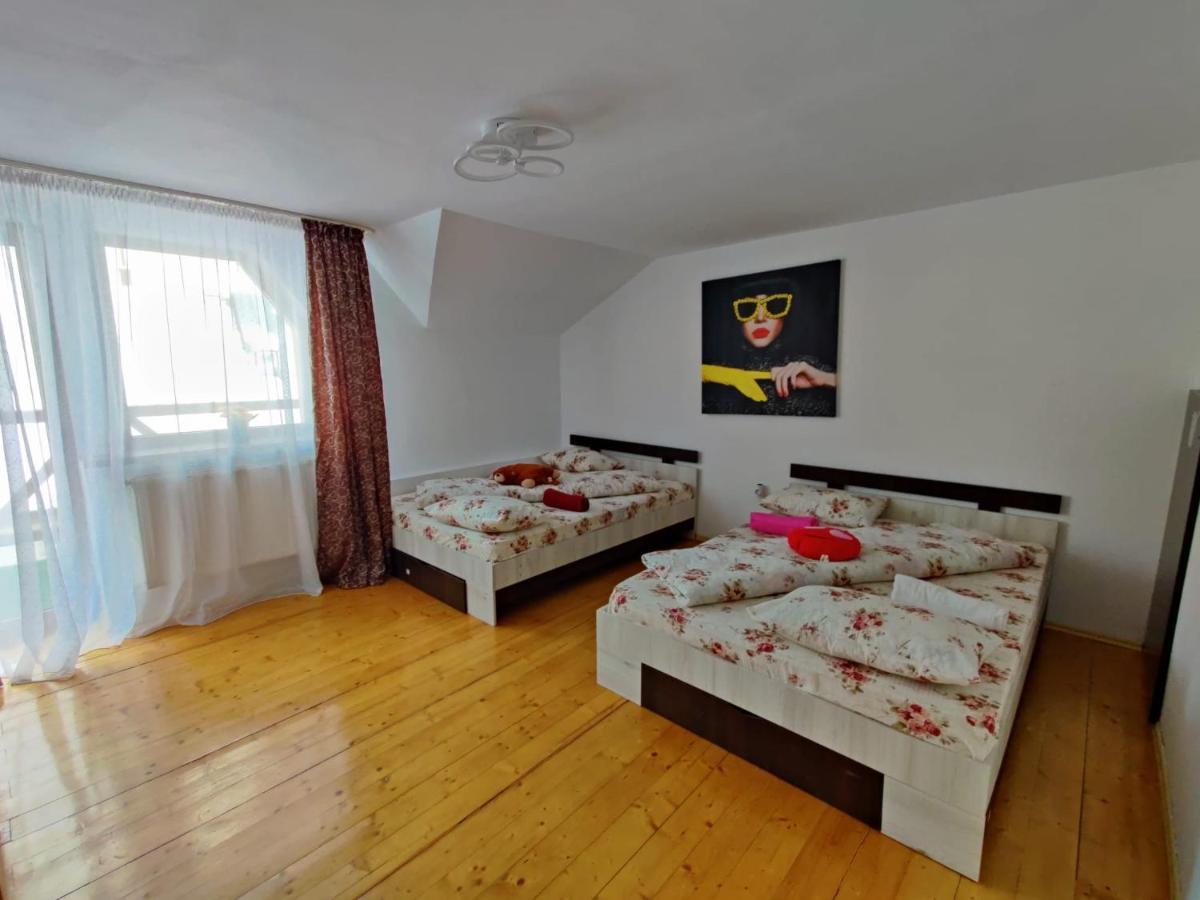 Appartement Casa Cu Balcon à Braşov Extérieur photo