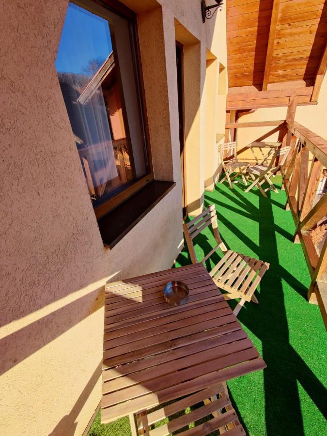 Appartement Casa Cu Balcon à Braşov Extérieur photo